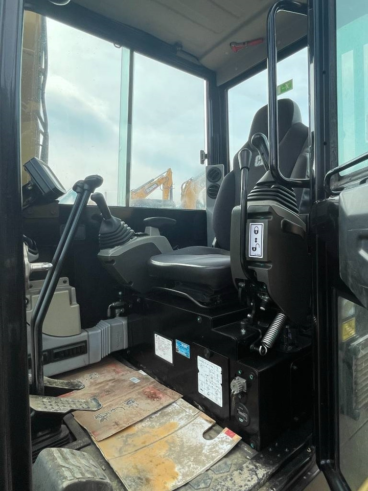 CAT 305.5E2 - Miniexcavadora: foto 5 CAT 305.5E2 - Miniexcavadora: foto 5