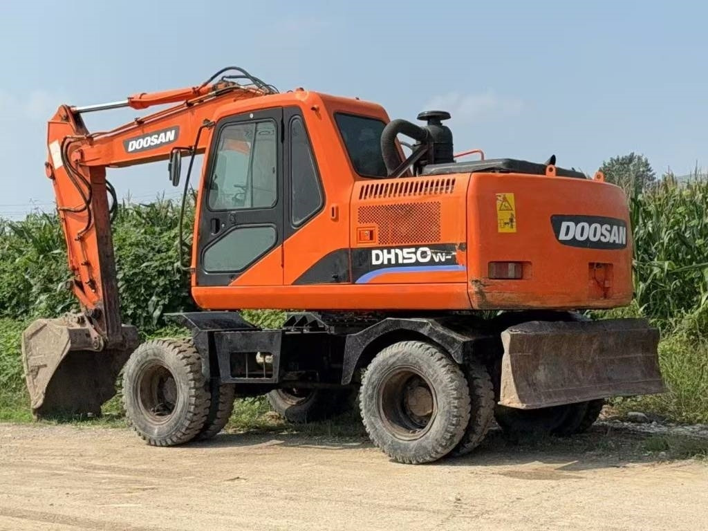 Doosan DH 150 W-7 - Excavadora de cadenas: foto 4 Doosan DH 150 W-7 - Excavadora de cadenas: foto 4