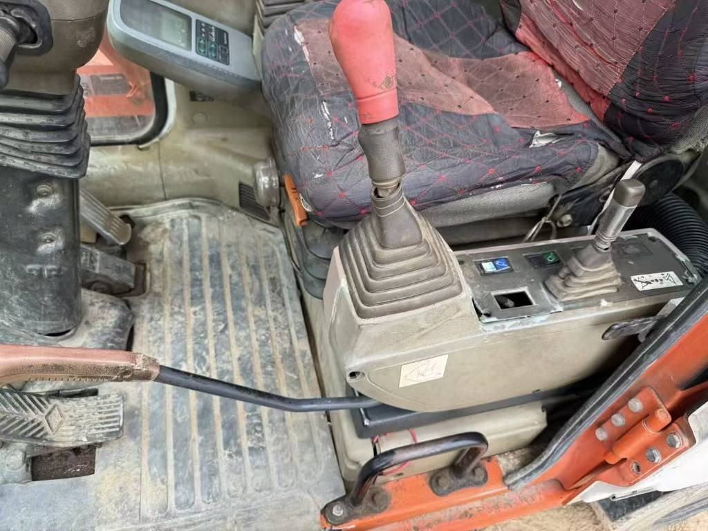 Doosan DH 150 W-7 - Excavadora de ruedas: foto 4 Doosan DH 150 W-7 - Excavadora de ruedas: foto 4