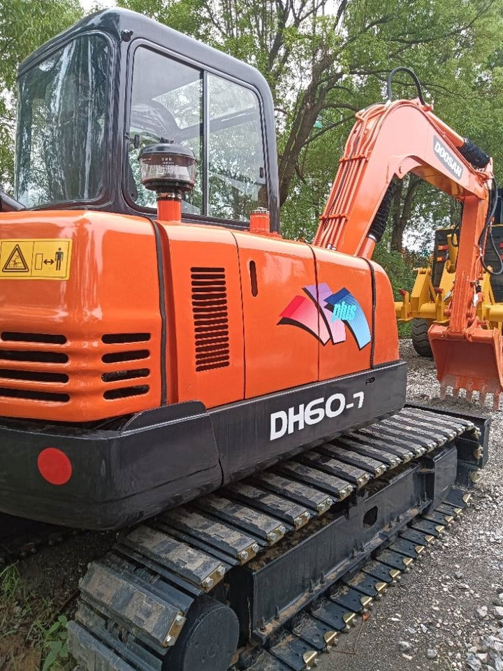Doosan DH 60 - Excavadora de cadenas: foto 5 Doosan DH 60 - Excavadora de cadenas: foto 5
