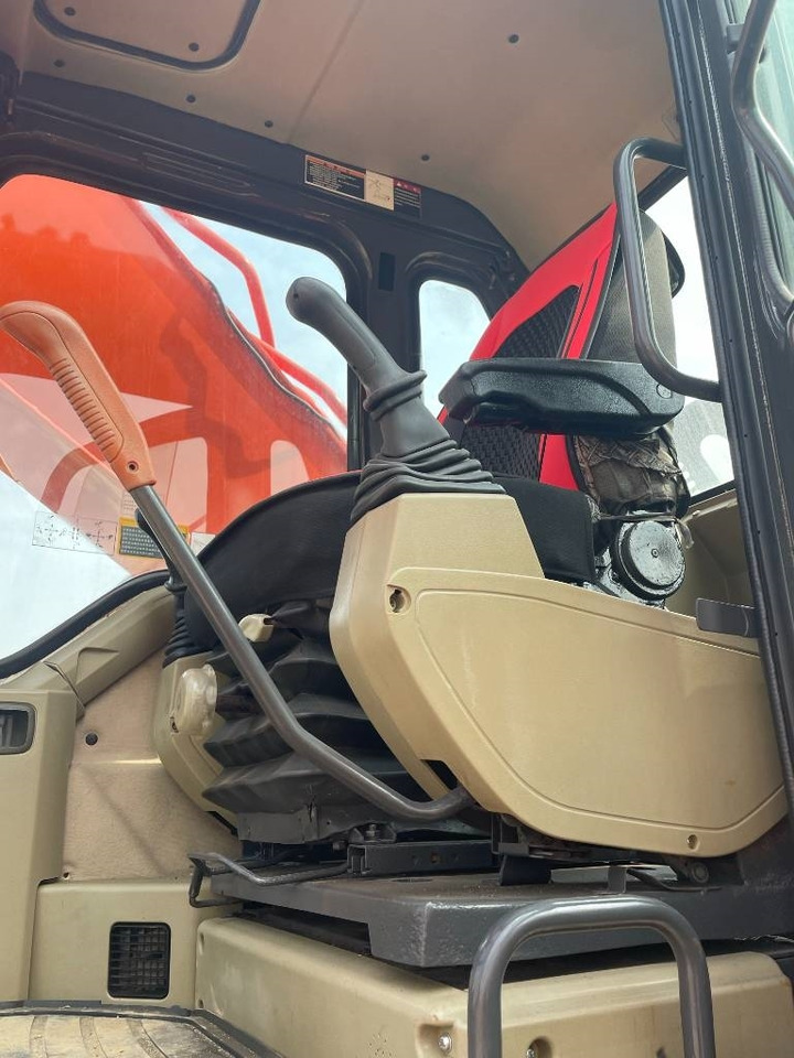 Excavadora de cadenas Doosan DX 300: foto 7 Excavadora de cadenas Doosan DX 300: foto 7