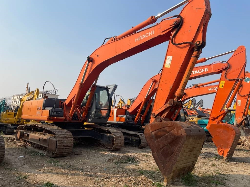 Hitachi ZX 270 - Excavadora de cadenas: foto 1 Hitachi ZX 270 - Excavadora de cadenas: foto 1