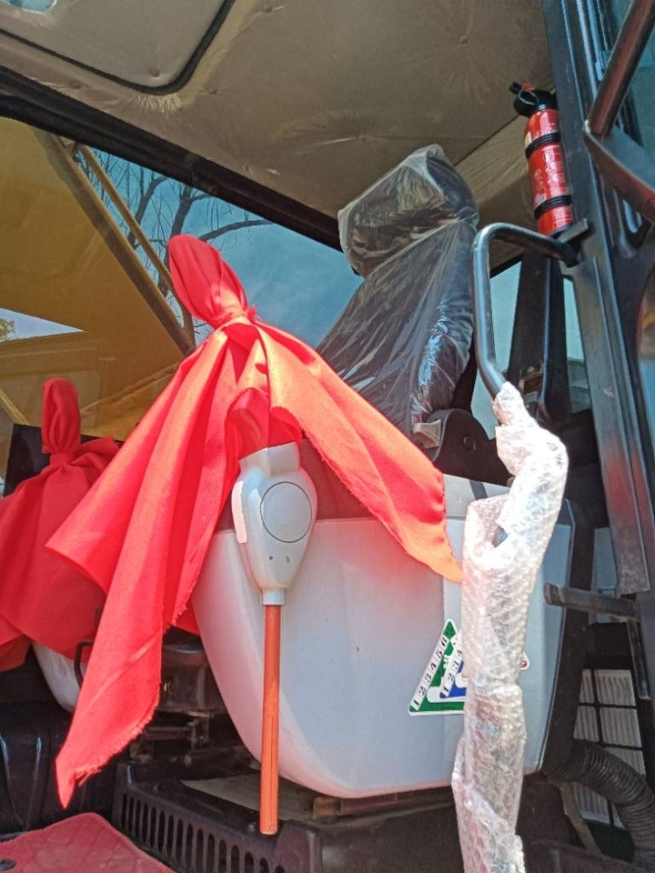 Komatsu PC 240 - Excavadora de cadenas: foto 3 Komatsu PC 240 - Excavadora de cadenas: foto 3