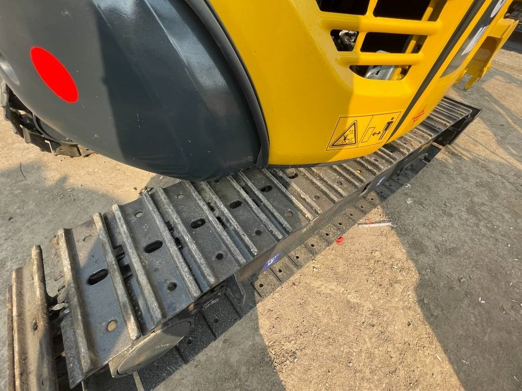 Komatsu PC 30 - Excavadora de cadenas: foto 4 Komatsu PC 30 - Excavadora de cadenas: foto 4
