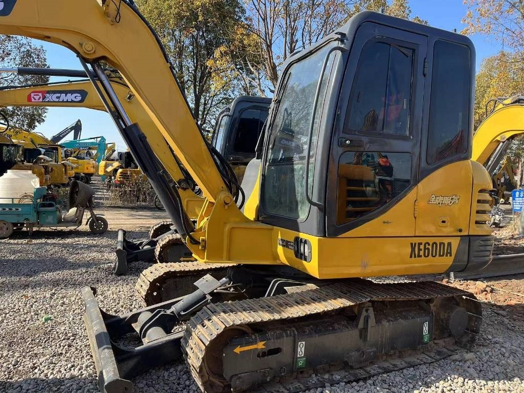 XCMG XE 60 DA - Miniexcavadora: foto 5 XCMG XE 60 DA - Miniexcavadora: foto 5