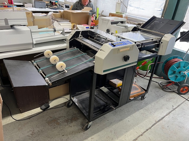 GRAPHIC WHIZARD GW 1200 - Máquina de impresión: foto 1 GRAPHIC WHIZARD GW 1200 - Máquina de impresión: foto 1