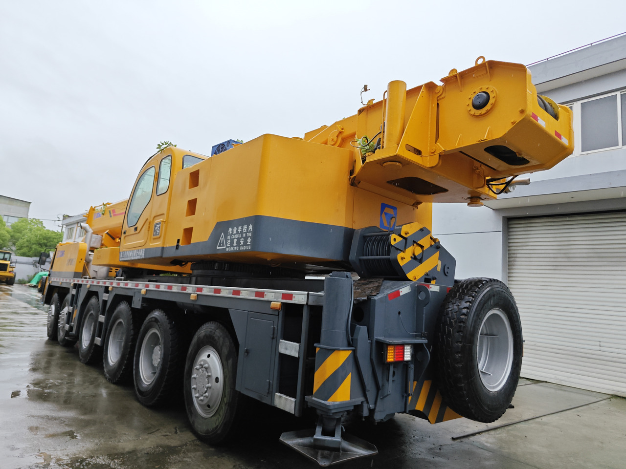 XCMG QY100K Used 100ton xcmg truck crane - Grúa todo terreno: foto 2 XCMG QY100K Used 100ton xcmg truck crane - Grúa todo terreno: foto 2