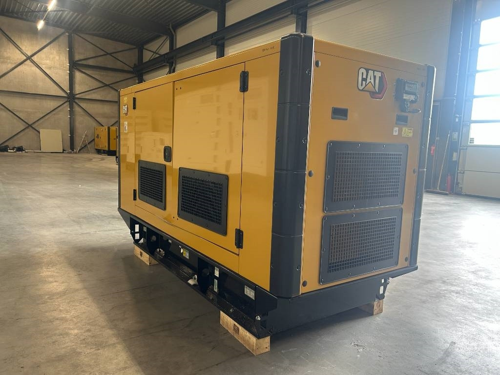 CAT DE110E2 - 110 kVA Generator - DPX-18014 - Generador industriale: foto 4 CAT DE110E2 - 110 kVA Generator - DPX-18014 - Generador industriale: foto 4