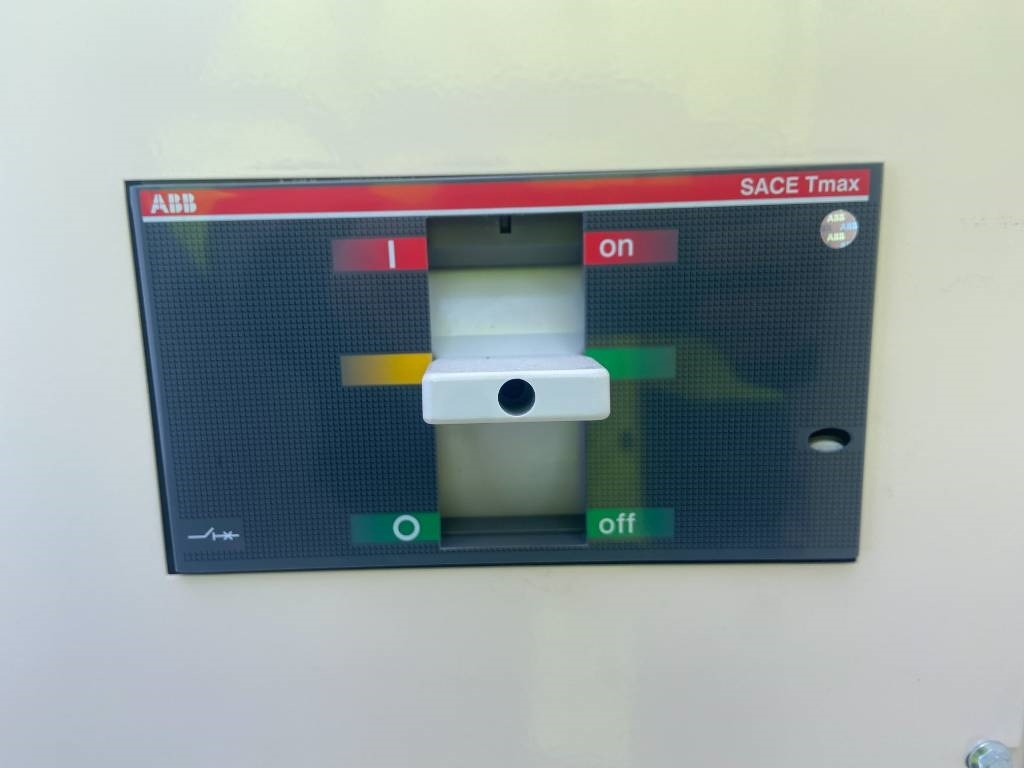 Generador industriale FG Wilson P605-3 - 605 kVA Open Genset - DPX-16021-O: foto 11 Generador industriale FG Wilson P605-3 - 605 kVA Open Genset - DPX-16021-O: foto 11