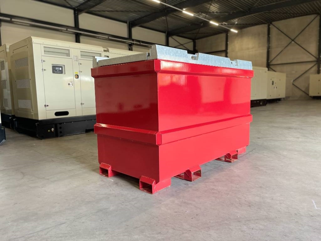 New Diesel Fuel Tank 2.200 Liter - DPX-31023 - Tanque de almacenamiento: foto 2 New Diesel Fuel Tank 2.200 Liter - DPX-31023 - Tanque de almacenamiento: foto 2