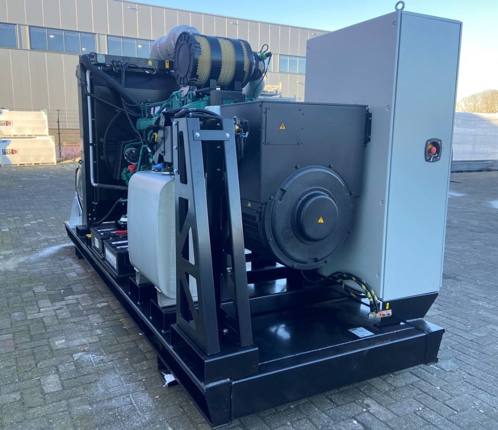 Volvo TWD1683GE - 740 kVA Stage V - DPX-19040-O - Generador industriale: foto 2 Volvo TWD1683GE - 740 kVA Stage V - DPX-19040-O - Generador industriale: foto 2