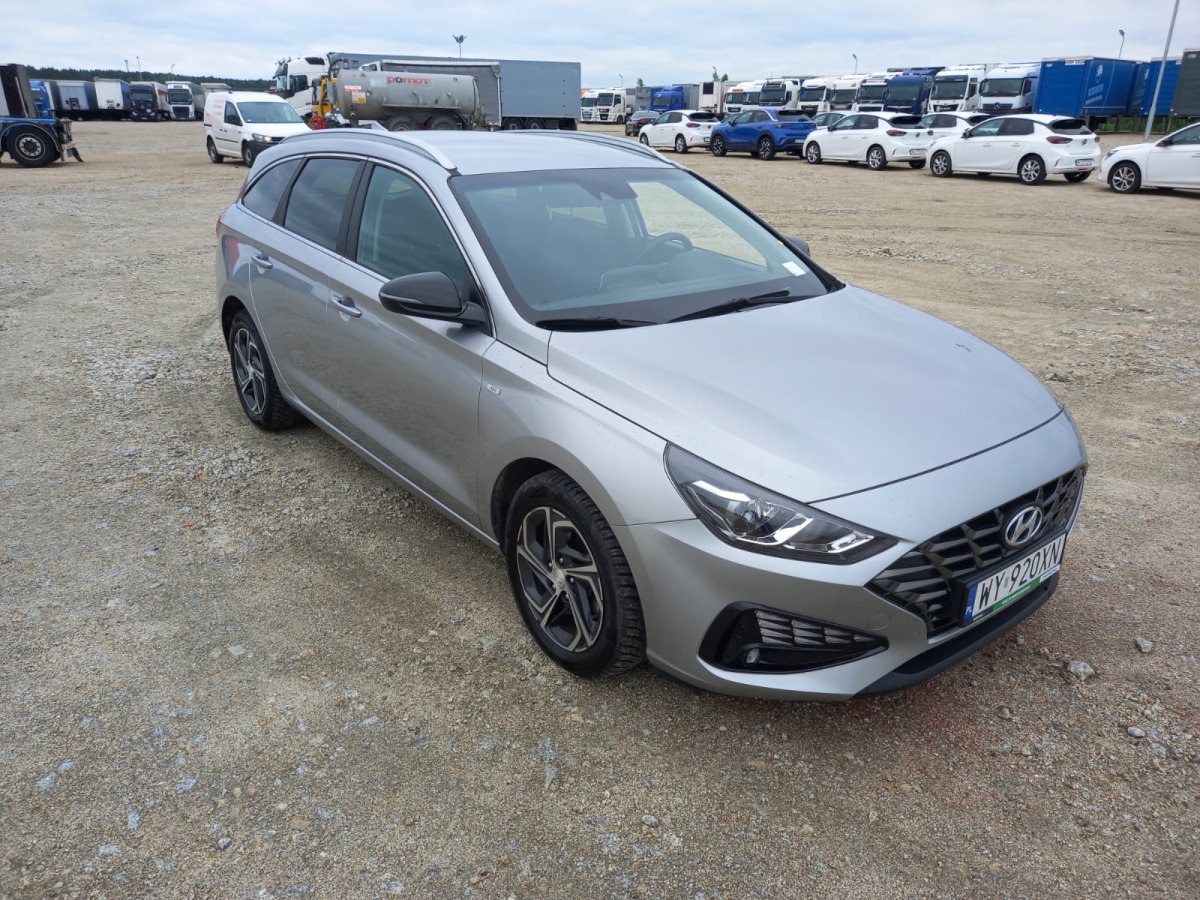 Coche HYUNDAI I30 KOMBI: foto 1