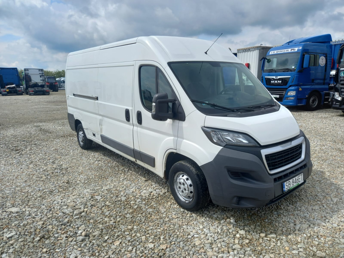 PEUGEOT BOXER FURGON BLASZAK - Furgón: foto 1 PEUGEOT BOXER FURGON BLASZAK - Furgón: foto 1