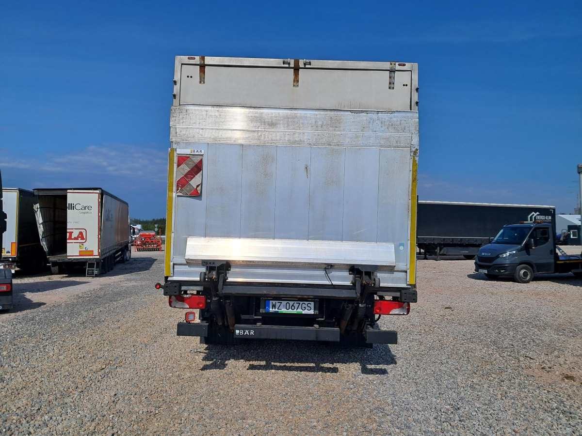 SCANIA P250 CHŁODNIA - Camión frigorífico: foto 5 SCANIA P250 CHŁODNIA - Camión frigorífico: foto 5