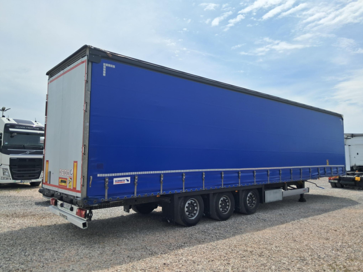 SCHMITZ CARGOBULL SCBS3T KURTYNOWA - Remolque con toldo: foto 4 SCHMITZ CARGOBULL SCBS3T KURTYNOWA - Remolque con toldo: foto 4