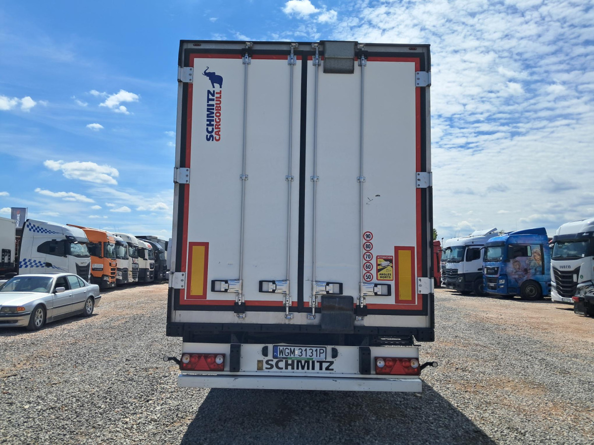 SCHMITZ CARGOBULL SKO 24/L-13.4 FP COOL V7 CHŁODNIA - Remolque frigorífico: foto 4 SCHMITZ CARGOBULL SKO 24/L-13.4 FP COOL V7 CHŁODNIA - Remolque frigorífico: foto 4