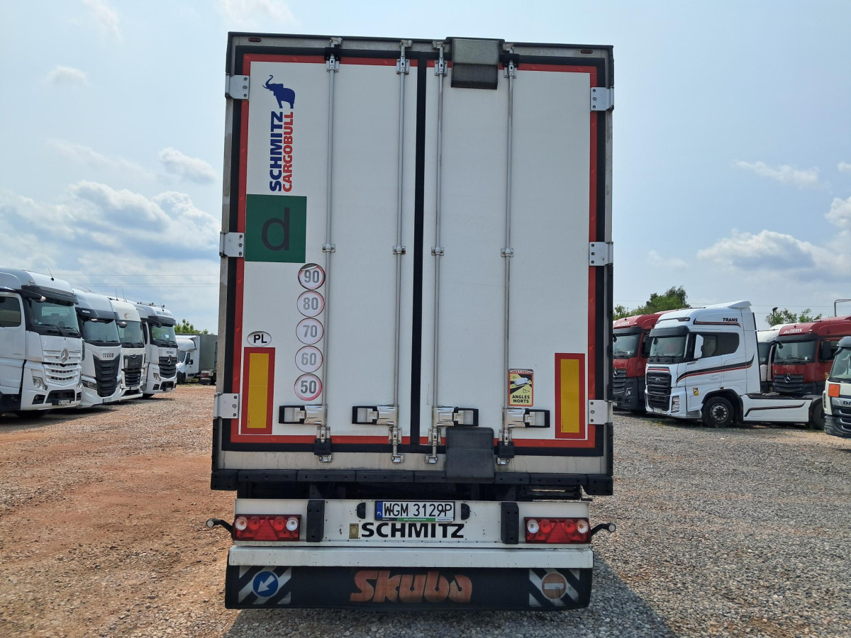 SCHMITZ CARGOBULL SKO 24/L-13. FP COOL V7 CHŁODNIA - Remolque frigorífico: foto 4 SCHMITZ CARGOBULL SKO 24/L-13. FP COOL V7 CHŁODNIA - Remolque frigorífico: foto 4