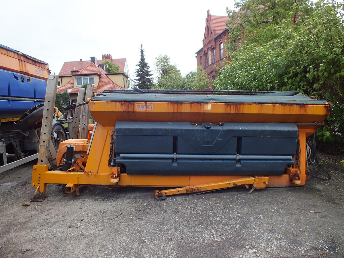 Zabudowa piaskarki – SCHMIDT STRATOS S50-36 – 2003 – 1887kg - Esparcidor de sal: foto 5 Zabudowa piaskarki – SCHMIDT STRATOS S50-36 – 2003 – 1887kg - Esparcidor de sal: foto 5