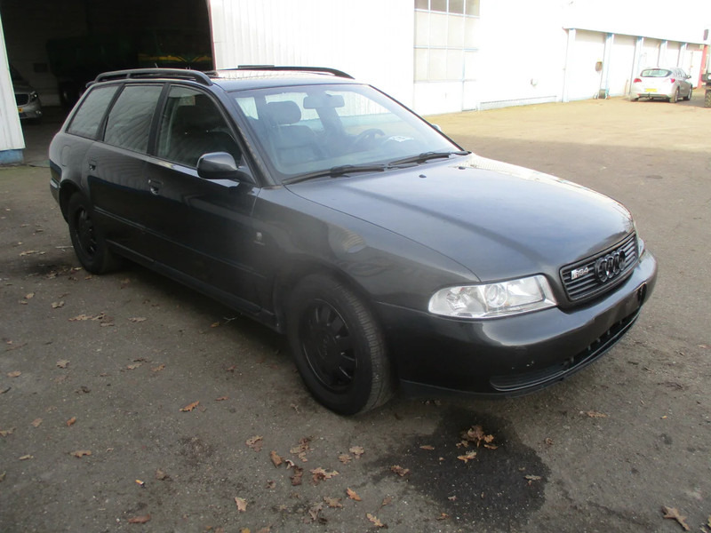 Audi A4 Avant 1.9 tdi , S-Line , Manual , Airco , EXPORT - Coche: foto 4 Audi A4 Avant 1.9 tdi , S-Line , Manual , Airco , EXPORT - Coche: foto 4