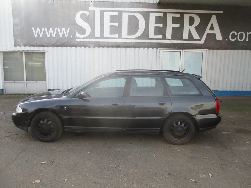 Audi A4 Avant 1.9 tdi , S-Line , Manual , Airco , EXPORT - Coche: foto 2 Audi A4 Avant 1.9 tdi , S-Line , Manual , Airco , EXPORT - Coche: foto 2