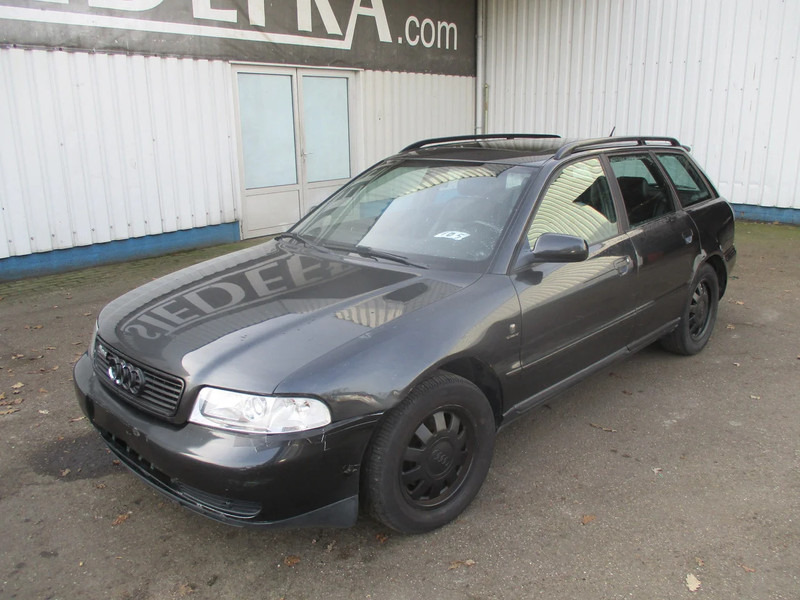 Audi A4 Avant 1.9 tdi , S-Line , Manual , Airco , EXPORT - Coche: foto 1 Audi A4 Avant 1.9 tdi , S-Line , Manual , Airco , EXPORT - Coche: foto 1