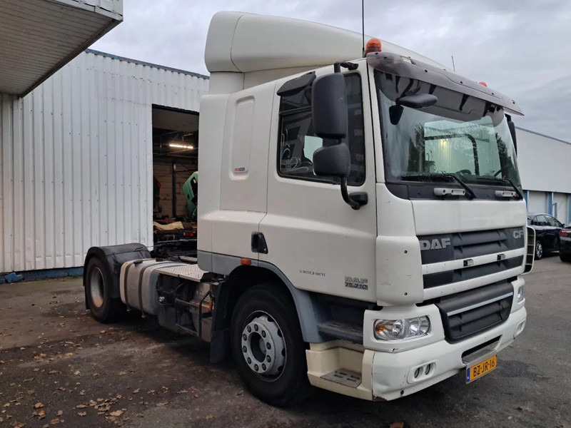 DAF 75 CF 310 , ZF Manual , Euro 5 , Dutch Truck , Airco - Cabeza tractora: foto 3 DAF 75 CF 310 , ZF Manual , Euro 5 , Dutch Truck , Airco - Cabeza tractora: foto 3