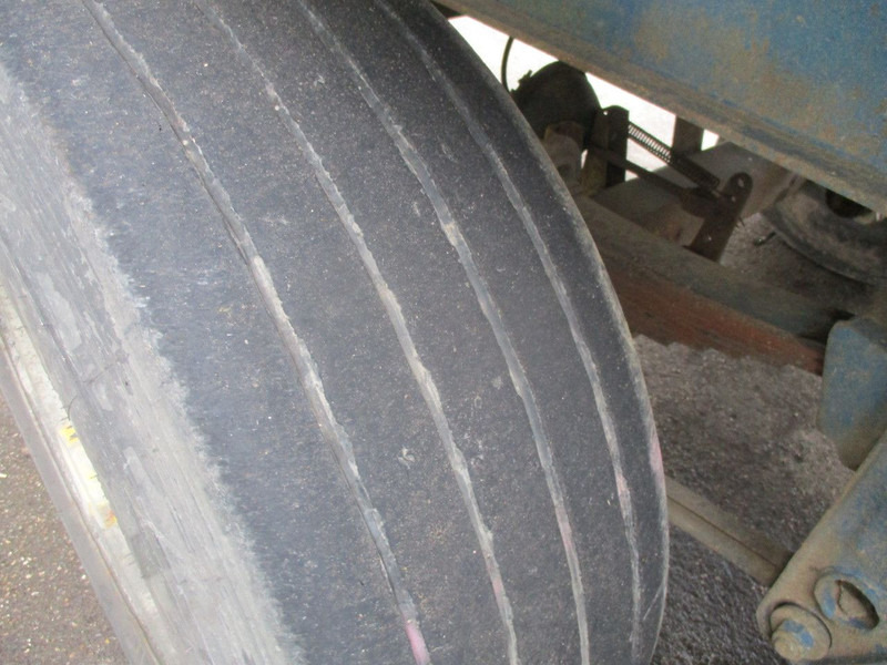 Semirremolque volquete Fruehauf 2 Axle , Steel Tipper , Drum brakes, Spring suspension: foto 10