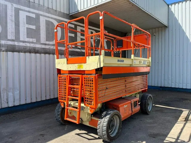 JLG M4069 , Electric Scissorlift , Missing Upper Contoller, Working NOT Tested !! - Plataforma de tijeras: foto 1 JLG M4069 , Electric Scissorlift , Missing Upper Contoller, Working NOT Tested !! - Plataforma de tijeras: foto 1