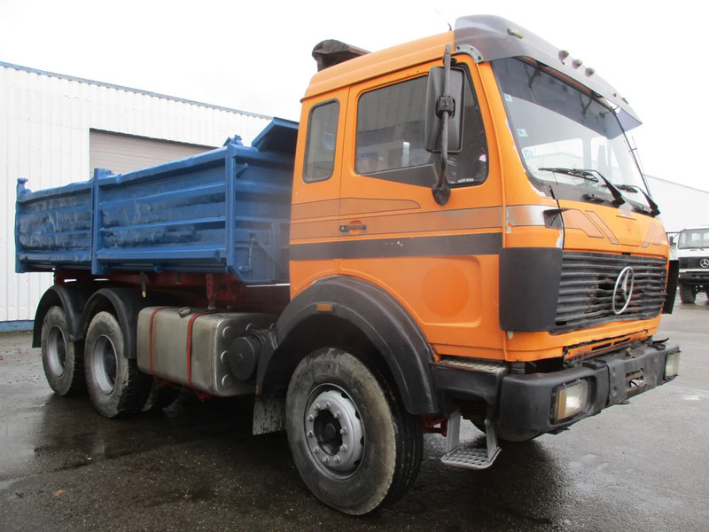 Mercedes-Benz 2635 , V8 Bi-Turbo , 6x4, ZF Manual , 3 way tipper , Spring suspension - Camión volquete: foto 4 Mercedes-Benz 2635 , V8 Bi-Turbo , 6x4, ZF Manual , 3 way tipper , Spring suspension - Camión volquete: foto 4