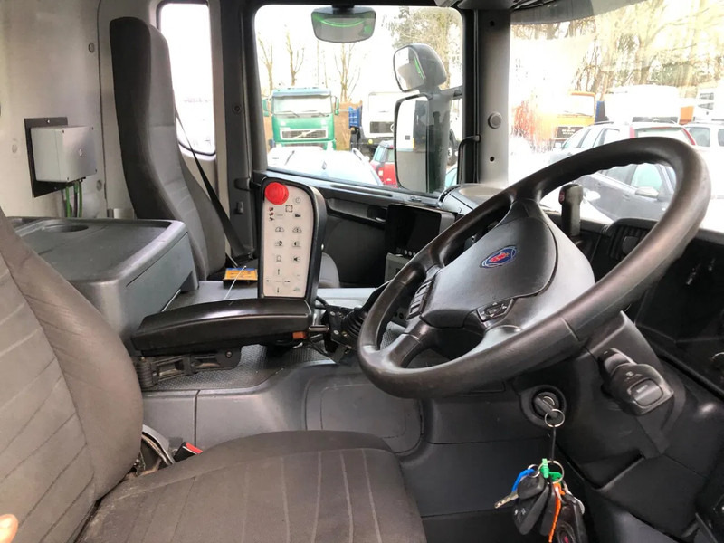 Camión de basura Scania P 310 , 6x2 , CNG , Aut. , RHD , Garbage Truck: foto 10