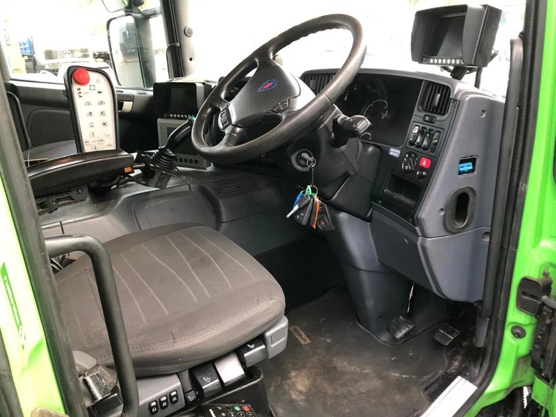 Camión de basura Scania P 310 , 6x2 , CNG , Aut. , RHD , Garbage Truck: foto 9