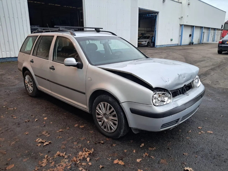 Volkswagen Golf 1.6 Variant , Automatic , Airco , Belgium Regestration - Coche: foto 4 Volkswagen Golf 1.6 Variant , Automatic , Airco , Belgium Regestration - Coche: foto 4