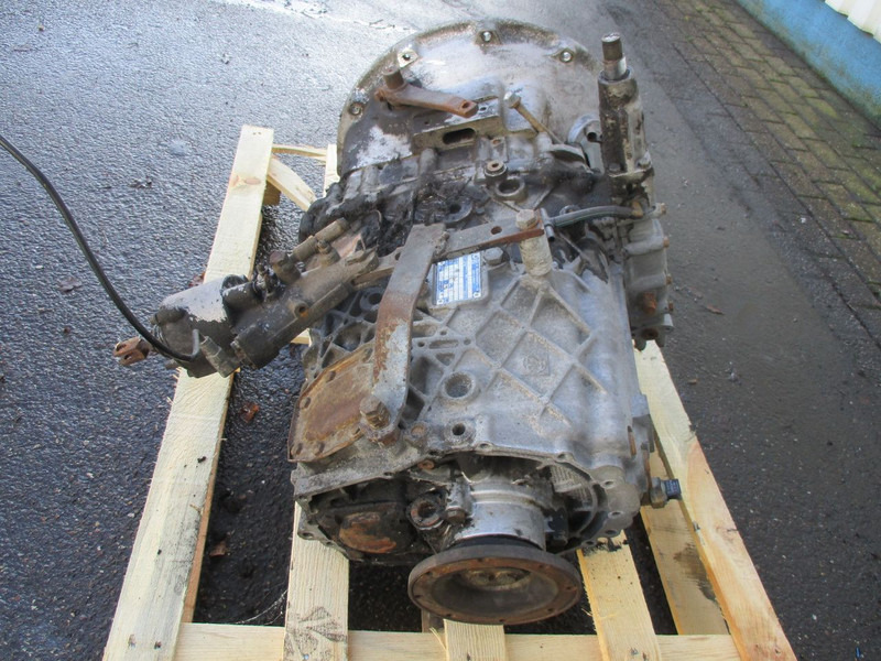 ZF Gearbox ZF , 7 pieces in stock - Caja de cambios para Camión: foto 5 ZF Gearbox ZF , 7 pieces in stock - Caja de cambios para Camión: foto 5