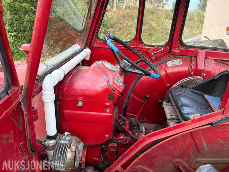 1971 Volvo T430 traktor - Dobbelt tipputtak - Tractor: foto 5 1971 Volvo T430 traktor - Dobbelt tipputtak - Tractor: foto 5