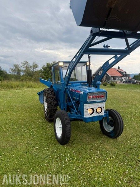 1972 Ford 3000 MVA FRI TRAKTOR MED FRONTLATER SKUFFE FRES - Tractor: foto 5 1972 Ford 3000 MVA FRI TRAKTOR MED FRONTLATER SKUFFE FRES - Tractor: foto 5