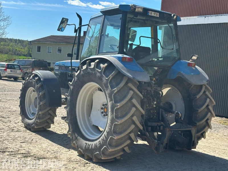 1998 New Holland 8340 SLE - Traktor - Tractor: foto 3 1998 New Holland 8340 SLE - Traktor - Tractor: foto 3