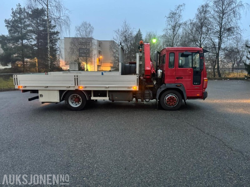 2000 Volvo FL611 med kran og plan KUN 98.766km EU OK TIL 09.12.2026 - Camión grúa: foto 5 2000 Volvo FL611 med kran og plan KUN 98.766km EU OK TIL 09.12.2026 - Camión grúa: foto 5