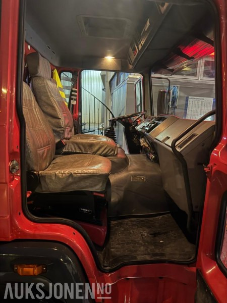 Camión grúa 2000 Volvo FL611 med kran og plan KUN 98.766km EU OK TIL 09.12.2026: foto 12