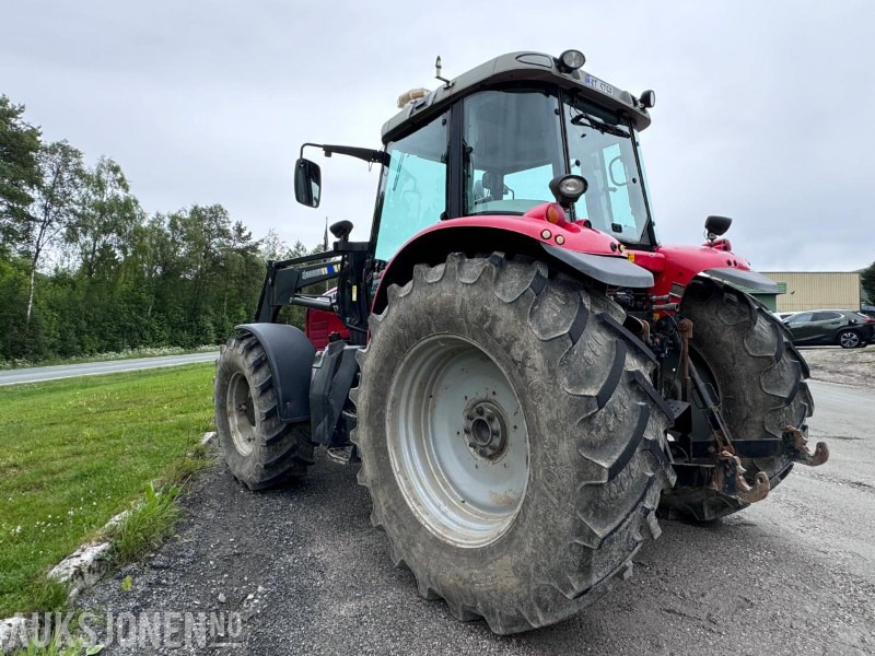 2004 Massey Ferguson 6480 Dynashift - Frontlaster med hydraulisk redskapslås - Fronthydraulikk - 40 km - Fjærende hytte - tredje funksjon - Tractor: foto 5 2004 Massey Ferguson 6480 Dynashift - Frontlaster med hydraulisk redskapslås - Fronthydraulikk - 40 km - Fjærende hytte - tredje funksjon - Tractor: foto 5