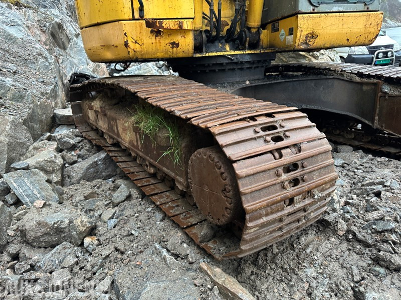 Excavadora 2005 Komatsu PC228USLC-3K gravemaskin // graveskuffe // opplegg til rotortilt: foto 20