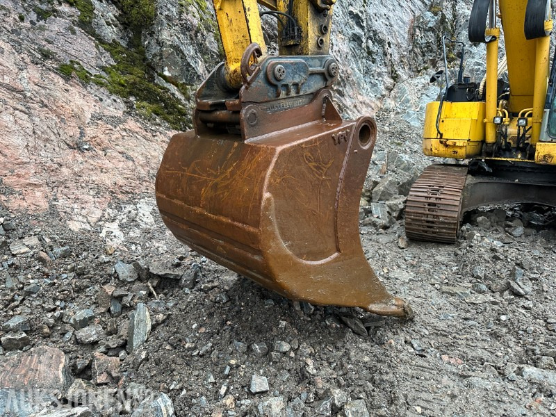 Excavadora 2005 Komatsu PC228USLC-3K gravemaskin // graveskuffe // opplegg til rotortilt: foto 9
