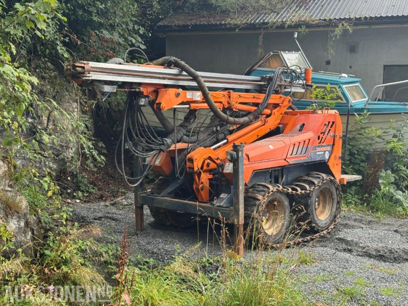 2005 Tamrock Commando 120 Borerigg - Slagtimer: 5481 - Perforadora: foto 1 2005 Tamrock Commando 120 Borerigg - Slagtimer: 5481 - Perforadora: foto 1