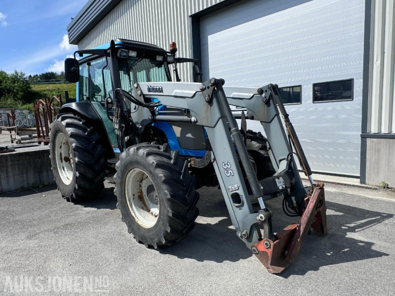 2006 Valtra A95 - 4x4 - 40 km/t - Kun gått 2701 timer - Frontlaster - Triangel og toppstag - Tractor: foto 3 2006 Valtra A95 - 4x4 - 40 km/t - Kun gått 2701 timer - Frontlaster - Triangel og toppstag - Tractor: foto 3