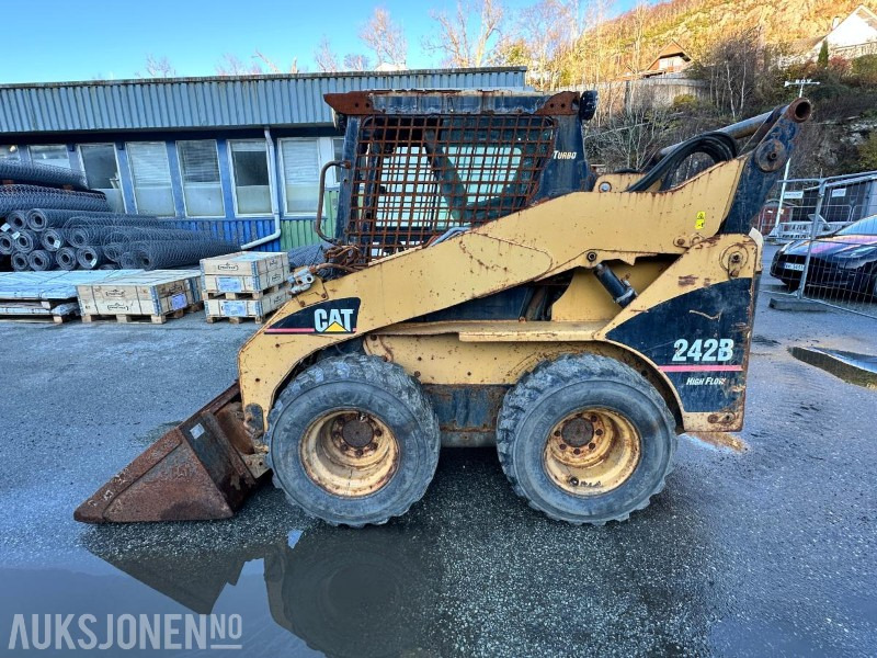 2007 Cat 242B High Flow Minilaster - Minicargadora: foto 2 2007 Cat 242B High Flow Minilaster - Minicargadora: foto 2