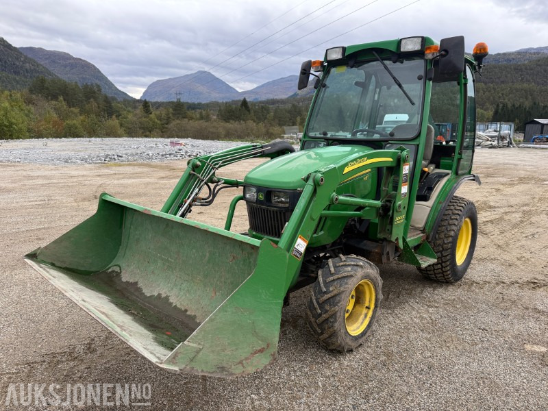 2007 John Deere 2320 Minitraktor / Kompakttraktor 2316 timer. Mykje ekstrautstyr - Tractor: foto 1 2007 John Deere 2320 Minitraktor / Kompakttraktor 2316 timer. Mykje ekstrautstyr - Tractor: foto 1