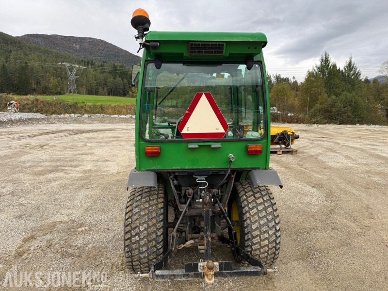 2007 John Deere 2320 Minitraktor / Kompakttraktor 2316 timer. Mykje ekstrautstyr - Tractor: foto 4 2007 John Deere 2320 Minitraktor / Kompakttraktor 2316 timer. Mykje ekstrautstyr - Tractor: foto 4
