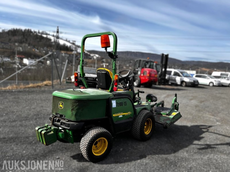 2008 John Deere 1565 Series II frontmontert gressklipper - Tractor: foto 3 2008 John Deere 1565 Series II frontmontert gressklipper - Tractor: foto 3