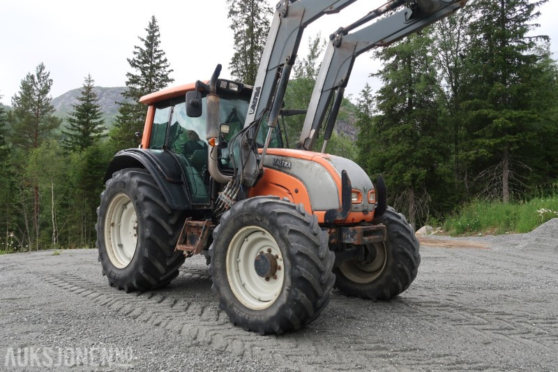 2008 Valtra N141 Twintrac traktor / 9121 timer - Tractor: foto 5 2008 Valtra N141 Twintrac traktor / 9121 timer - Tractor: foto 5