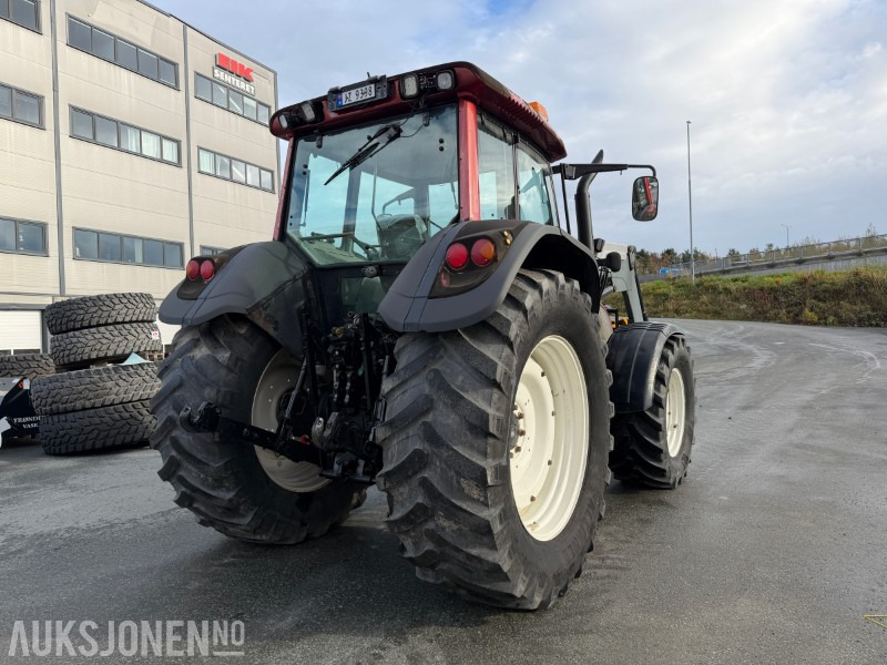 2008 Valtra T-180 Traktor med frontlaster / 1362 timer - Tractor: foto 4 2008 Valtra T-180 Traktor med frontlaster / 1362 timer - Tractor: foto 4