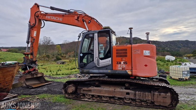 2009 Hitachi ZX225USLC-3 Beltegraver m/GPS/Rototilt med klype/3 skuffer, 12800 timer - Excavadora: foto 3 2009 Hitachi ZX225USLC-3 Beltegraver m/GPS/Rototilt med klype/3 skuffer, 12800 timer - Excavadora: foto 3